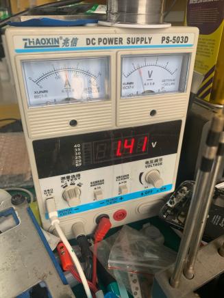 iPhone 8 Plus phone is flooded and cannot be started for maintenance