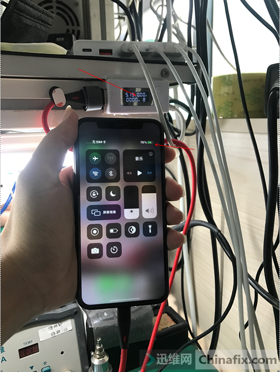 iPhone X plug in charger mobile phone can not charge fault repair