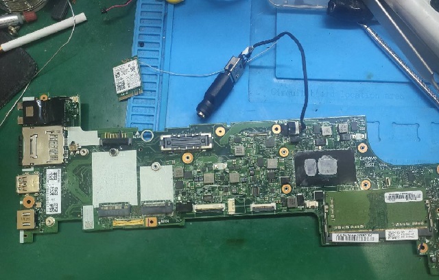 Lenovo X270 laptop Won't Turn On repair