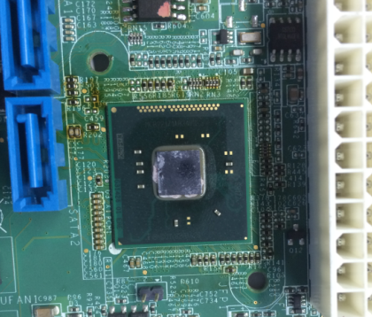 EMB-6011 motherboard does not show maintenance when it is turned on
