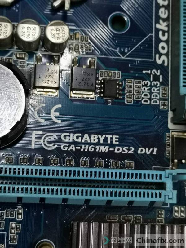 GIGABYTE GA-H61M-DS2 DVI motherboard startup fan will stop Restart repeatedly for repair after one turn