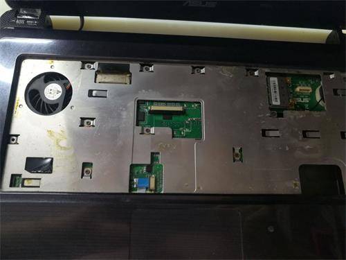 The usus a42j notebook is not powered on for repair