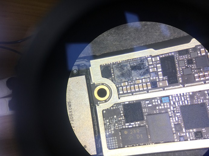 iPhone 7 water ingress damage not turn on for repair