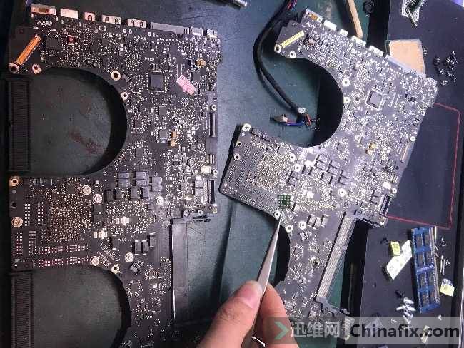 MacBook A1286 notebook without charging repair