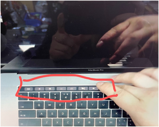 Apple MacBook Pro a1707 gray screen maintenance