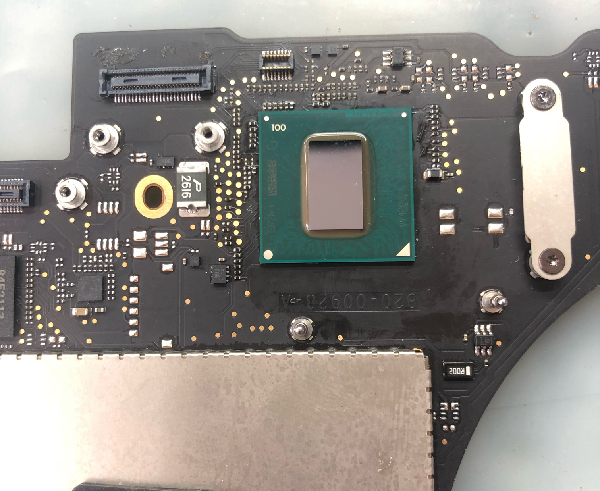 Second repair apple MacBook A1707 notebook touchpad keyboard can't be repaired with fault